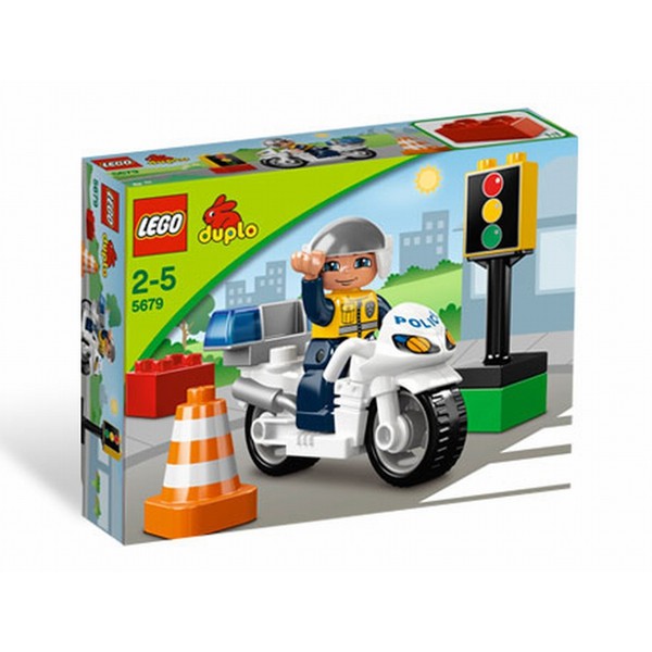 Полицейский мотоцикл, Лего 5679